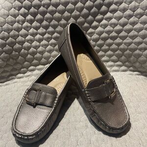 Elegant Gray Leather Loafers for Women